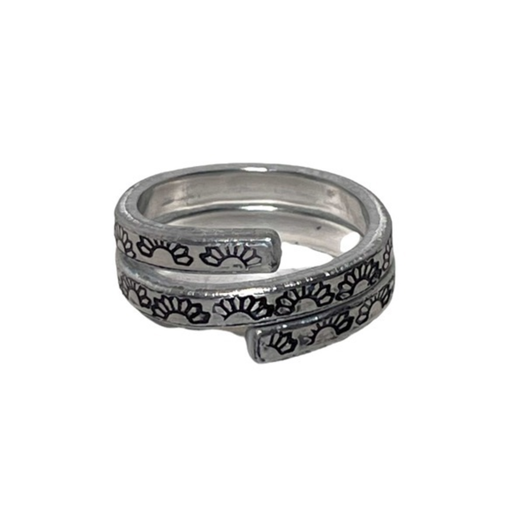 Handmade 8/9 stamped boho sunflower silver adjustable hypoallergenic wrap‎ ring